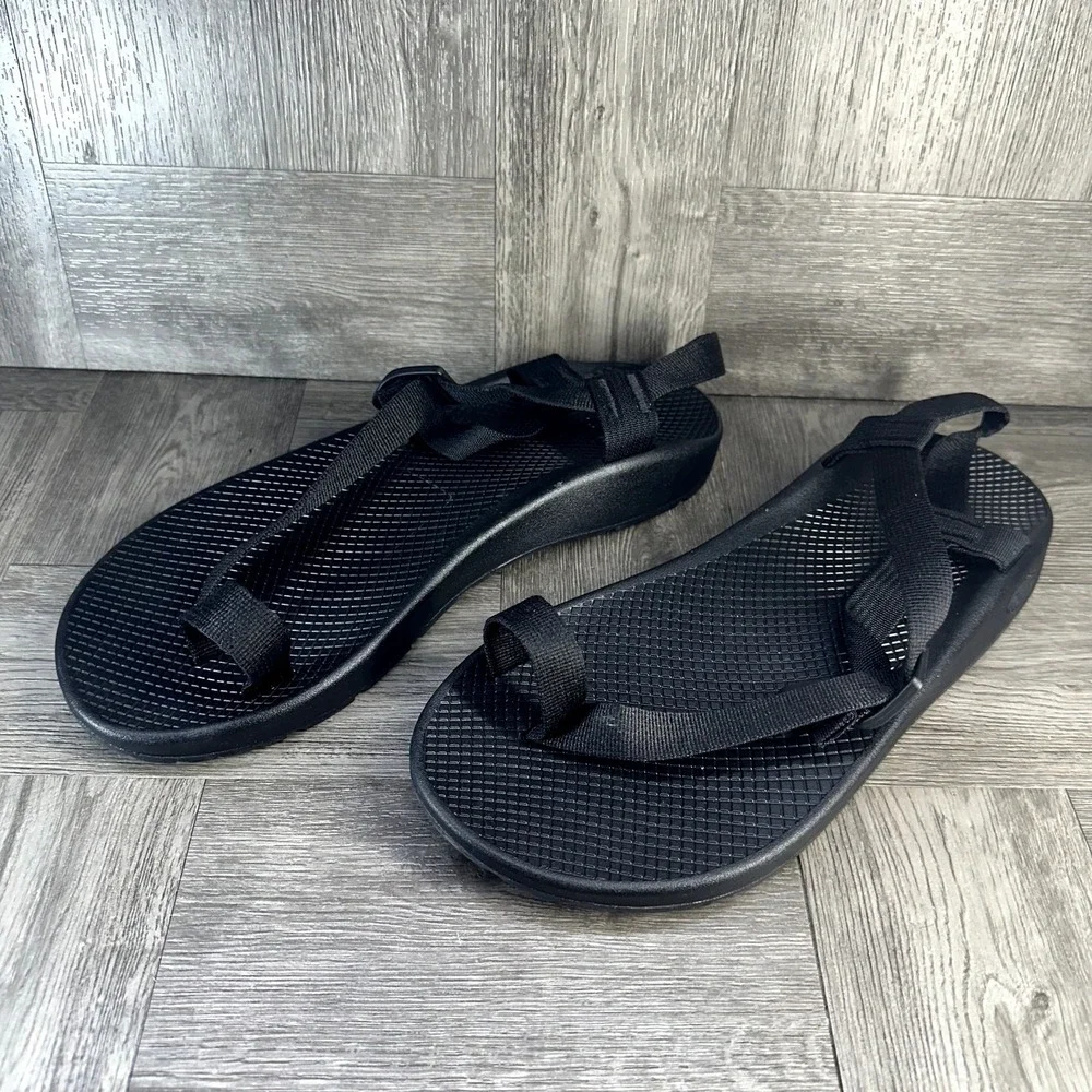 Chaco Z/2 Classic Sandals Mens 12 Black Hiking Outdoor Water Sport‎ Strappy NEW